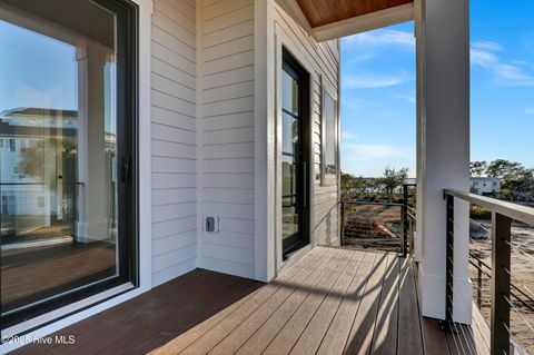 Tiny photo for 113 Diamond Point Court, Surf City, NC 28445 (MLS # 100544743)