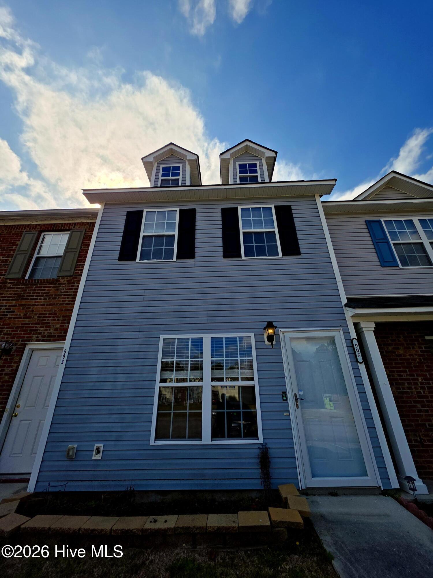 905 Timberlake Trail