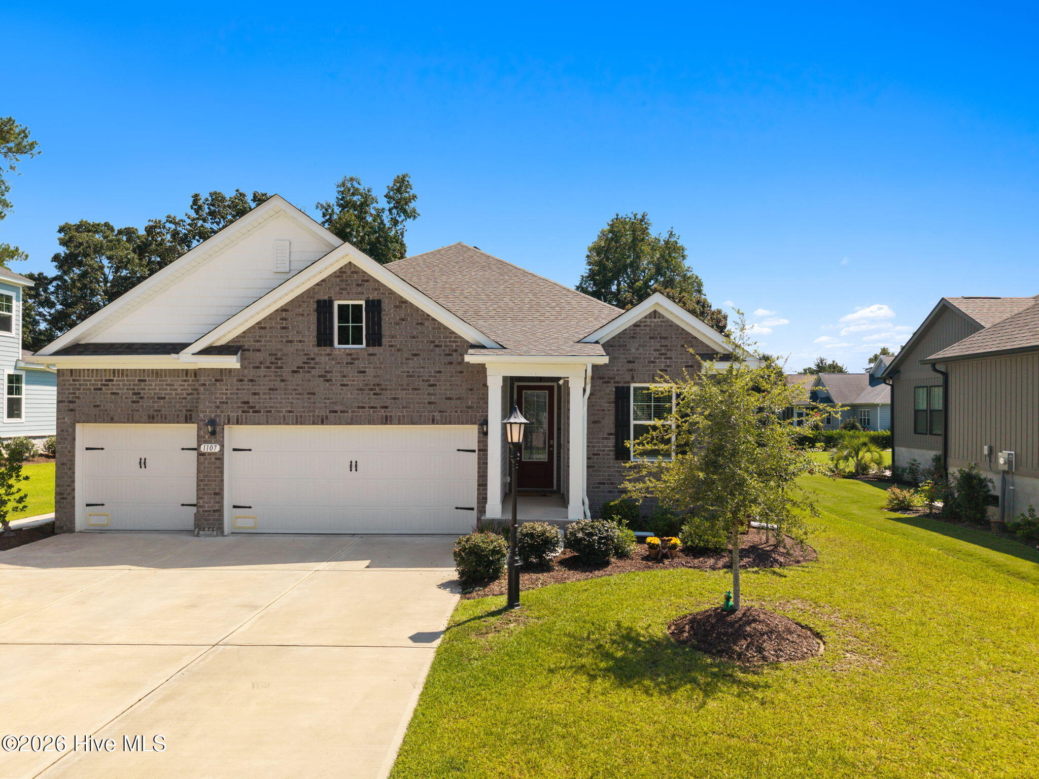 1107 Treyburn Court NW