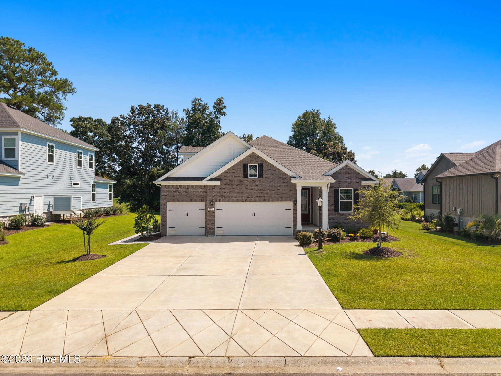 1107 Treyburn Court NW