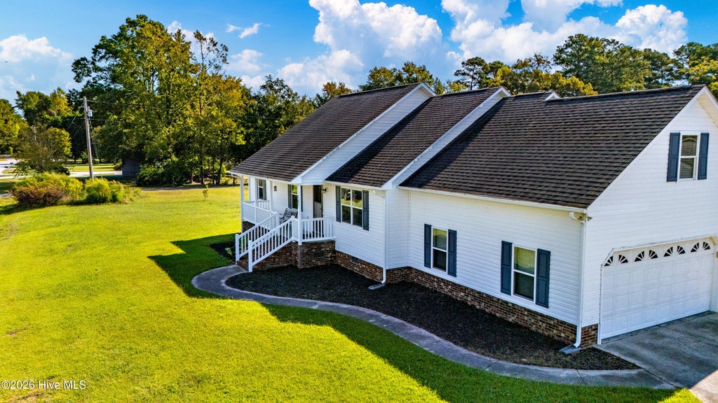 Photo of 307 Juanita Lane, New Bern, NC 28560 (MLS # 100606691)