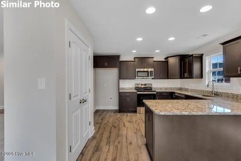 Tiny photo for 701 Puppy Drum Lane, Maysville, NC 28555 (MLS # 100556118)