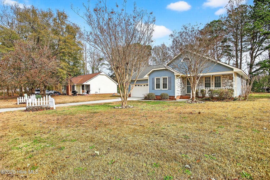 Photo of 605 Greystone Avenue, Jacksonville, NC 28540 (MLS # 100545266)