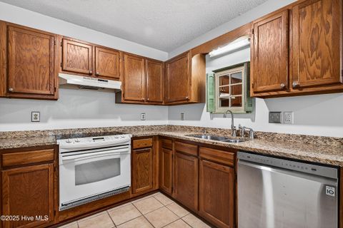 Tiny photo for 605 Greystone Avenue, Jacksonville, NC 28540 (MLS # 100545266)