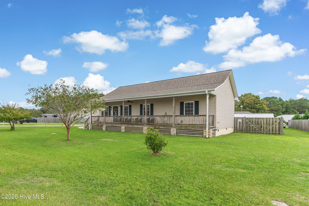 Photo of 6325 Mallard Duck Lane, Southport, NC 28461 (MLS # 100536625)