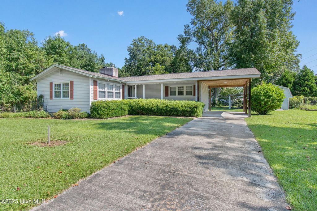 Photo of 40 Knox Street, Bolivia, NC 28422 (MLS # 100525762)