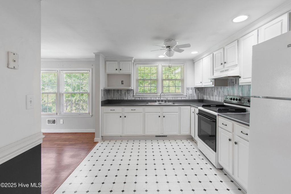 Photo of 40 Knox Street, Bolivia, NC 28422 (MLS # 100525762)