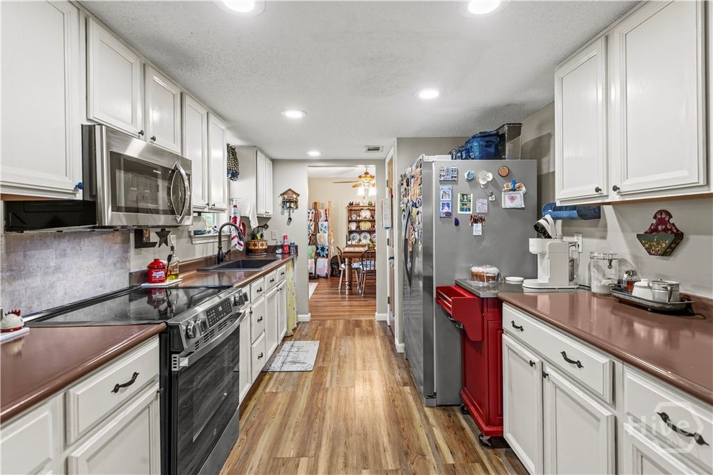 Photo of 315 Jeanies Road, Hinesville, GA 31313 (MLS # SA356015)