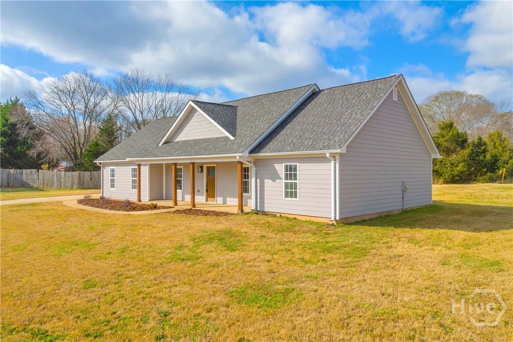 Photo of 388 Kay Drive, Winder, GA 30680 (MLS # CL345093)