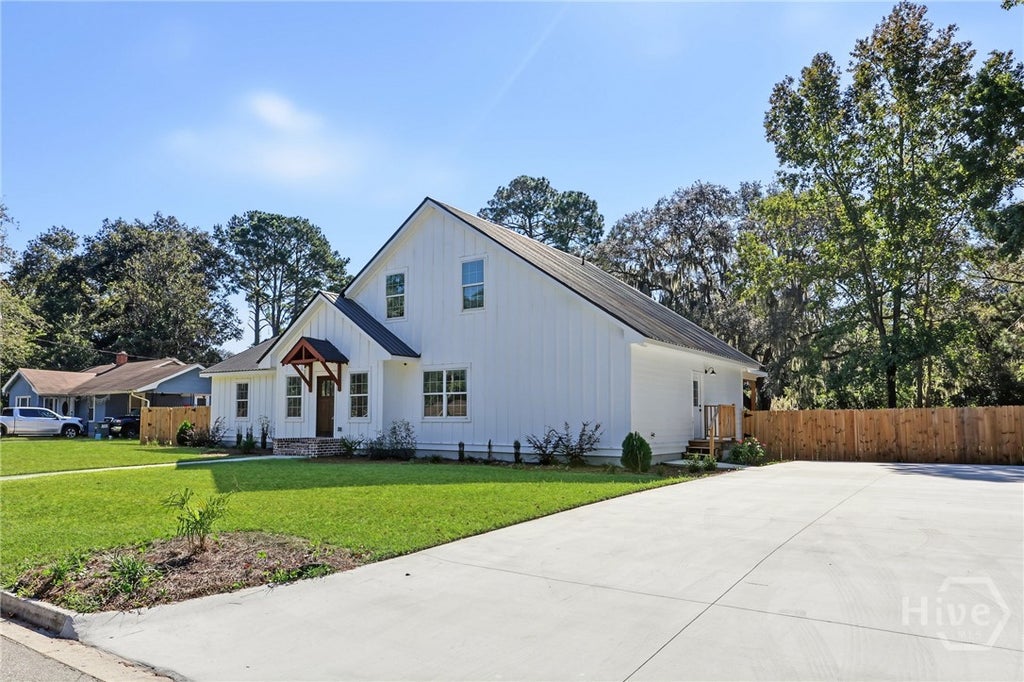 Photo of 27 Pine Drive, Savannah, GA 31405 (MLS # SA366829)