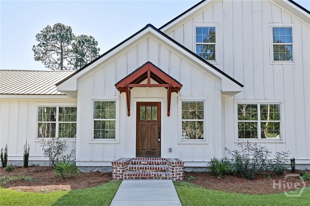 Photo of 27 Pine Drive, Savannah, GA 31405 (MLS # SA366829)