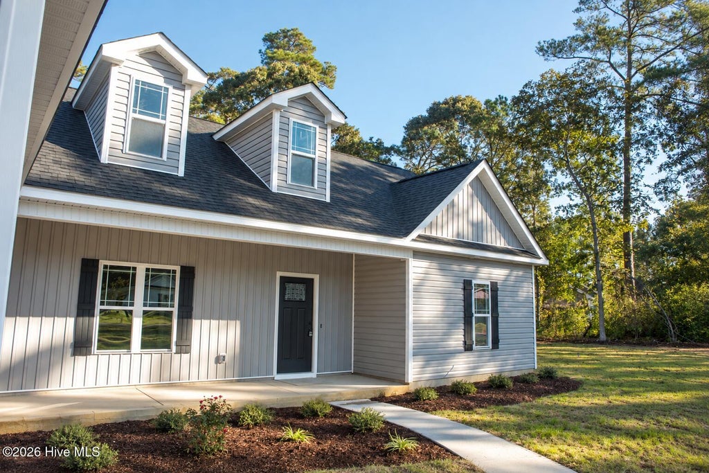 Photo of 102 North Court, La Grange, NC 28551 (MLS # 100608850)