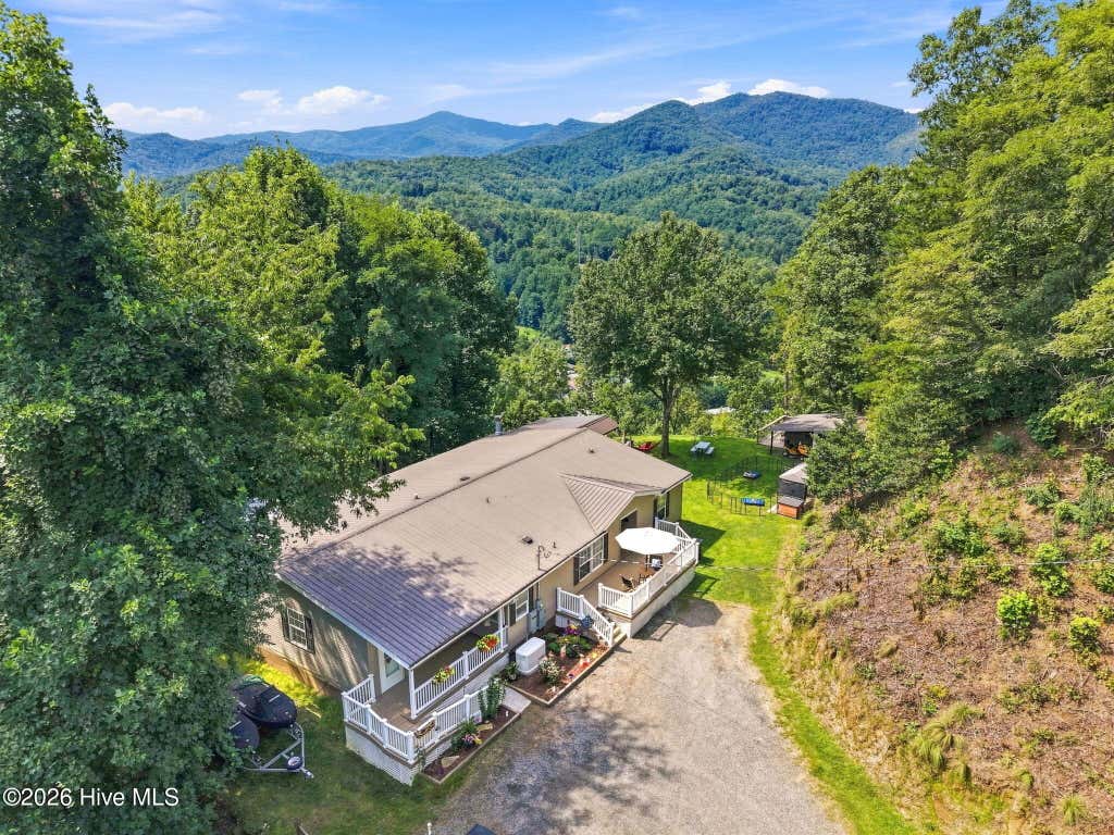 Photo of 4 Sunset Farms Road, Whittier, NC 28789 (MLS # 100597390)