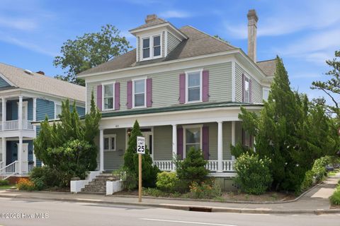 Tiny photo for 401 N Market Street, Washington, NC 27889 (MLS # 100587357)