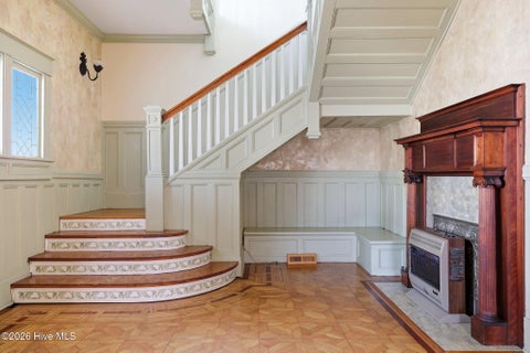 Tiny photo for 401 N Market Street, Washington, NC 27889 (MLS # 100587357)