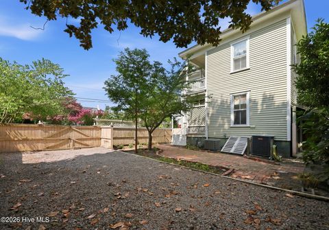 Tiny photo for 401 N Market Street, Washington, NC 27889 (MLS # 100587357)