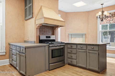 Tiny photo for 401 N Market Street, Washington, NC 27889 (MLS # 100587357)