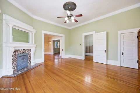 Tiny photo for 401 N Market Street, Washington, NC 27889 (MLS # 100587357)