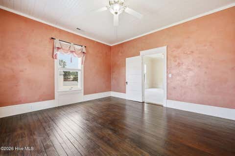 Tiny photo for 401 N Market Street, Washington, NC 27889 (MLS # 100587357)