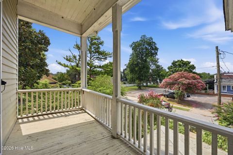 Tiny photo for 401 N Market Street, Washington, NC 27889 (MLS # 100587357)