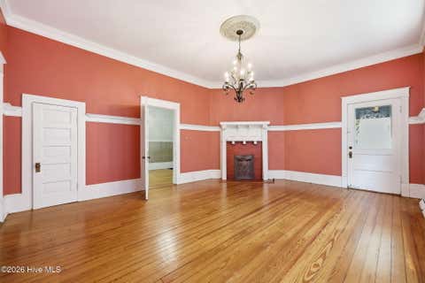 Tiny photo for 401 N Market Street, Washington, NC 27889 (MLS # 100587357)