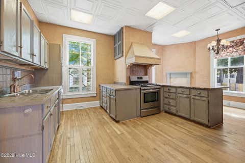 Tiny photo for 401 N Market Street, Washington, NC 27889 (MLS # 100587357)
