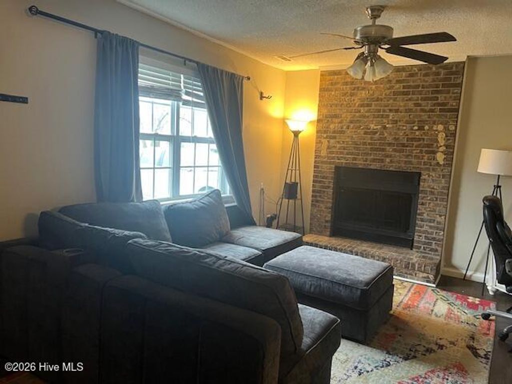 Photo of 452 Hunting Green Drive, Jacksonville, NC 28546 (MLS # 100553539)