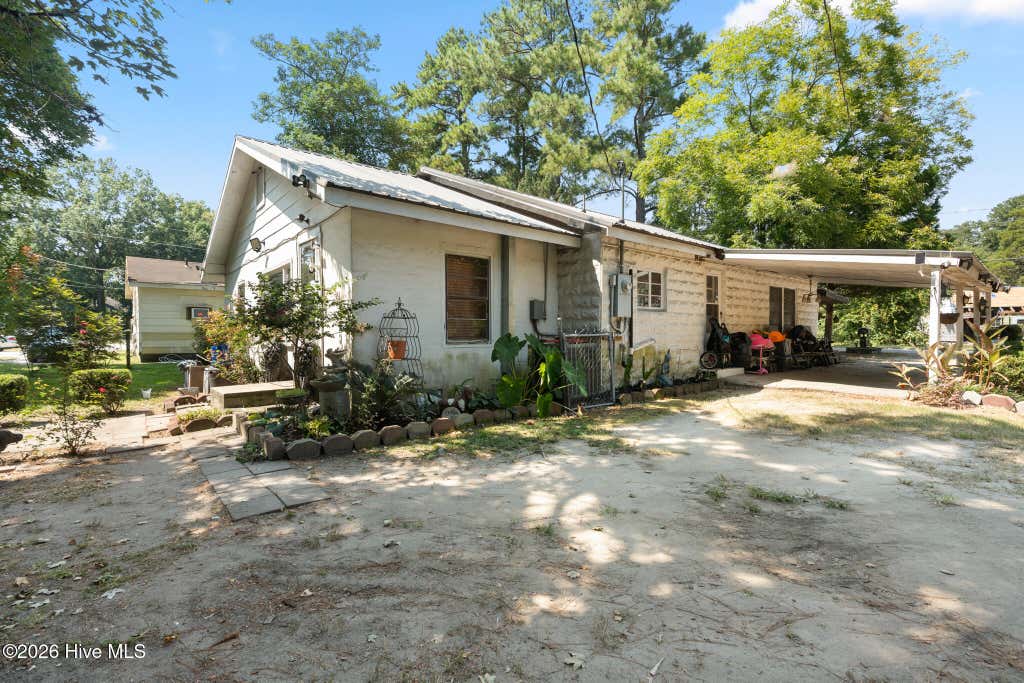 Photo of 201 Lee'S Mill Road, Laurinburg, NC 28352 (MLS # 100593984)