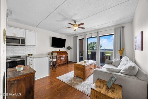 Tiny photo for 106 N Water Street #309, Wilmington, NC 28401 (MLS # 100600499)