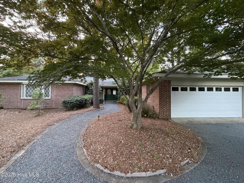 Photo of 80 Hardee Lane, Whispering Pines, NC 28327 (MLS # 100577740)
