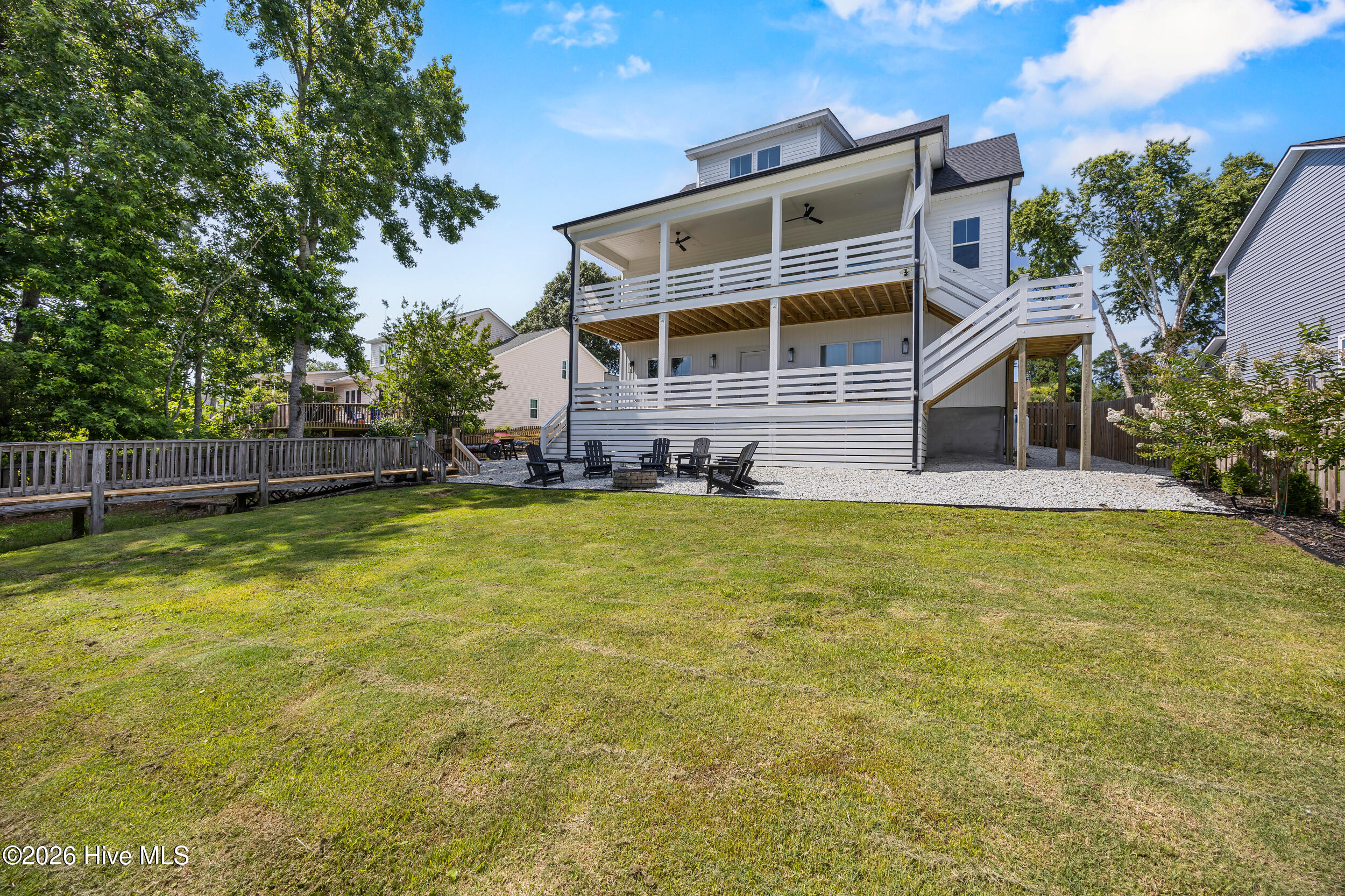 1027 Meridian Drive