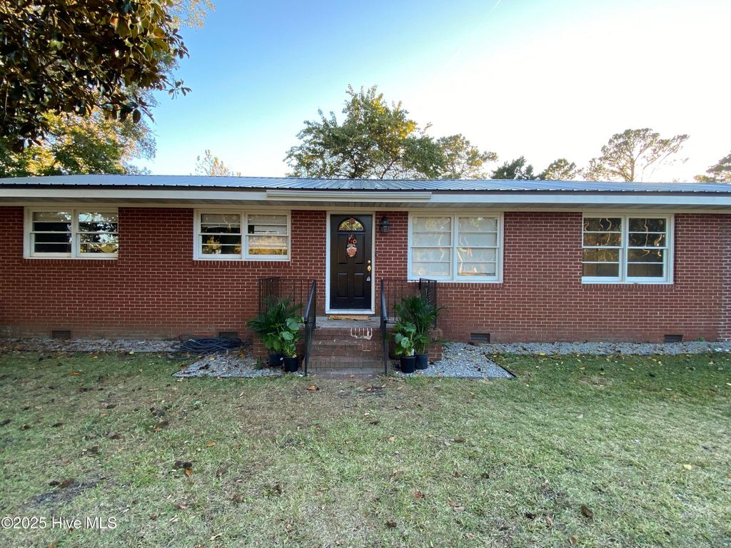 Photo of 2035 N Kerr Avenue, Wilmington, NC 28405 (MLS # 100540296)