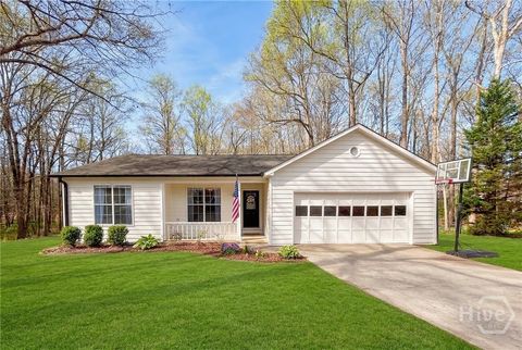 Homes For Sale - 139 Ashwood Court<br/> Winder, GA 30680