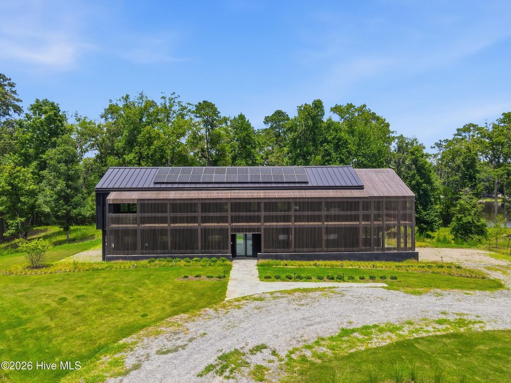 Photo of 4725 Creeks Junction Road, Blounts Creek, NC 27814 (MLS # 100590262)