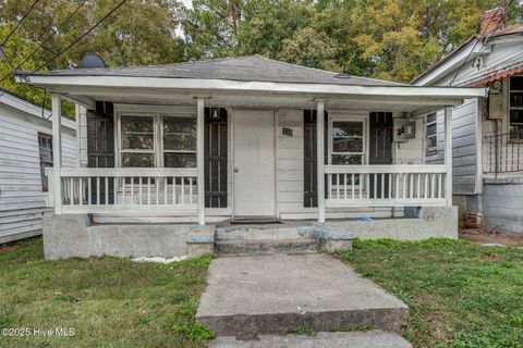 Homes For Sale - 230 Park Avenue<br/> Edgecombe County, Rocky Mount, NC 27801