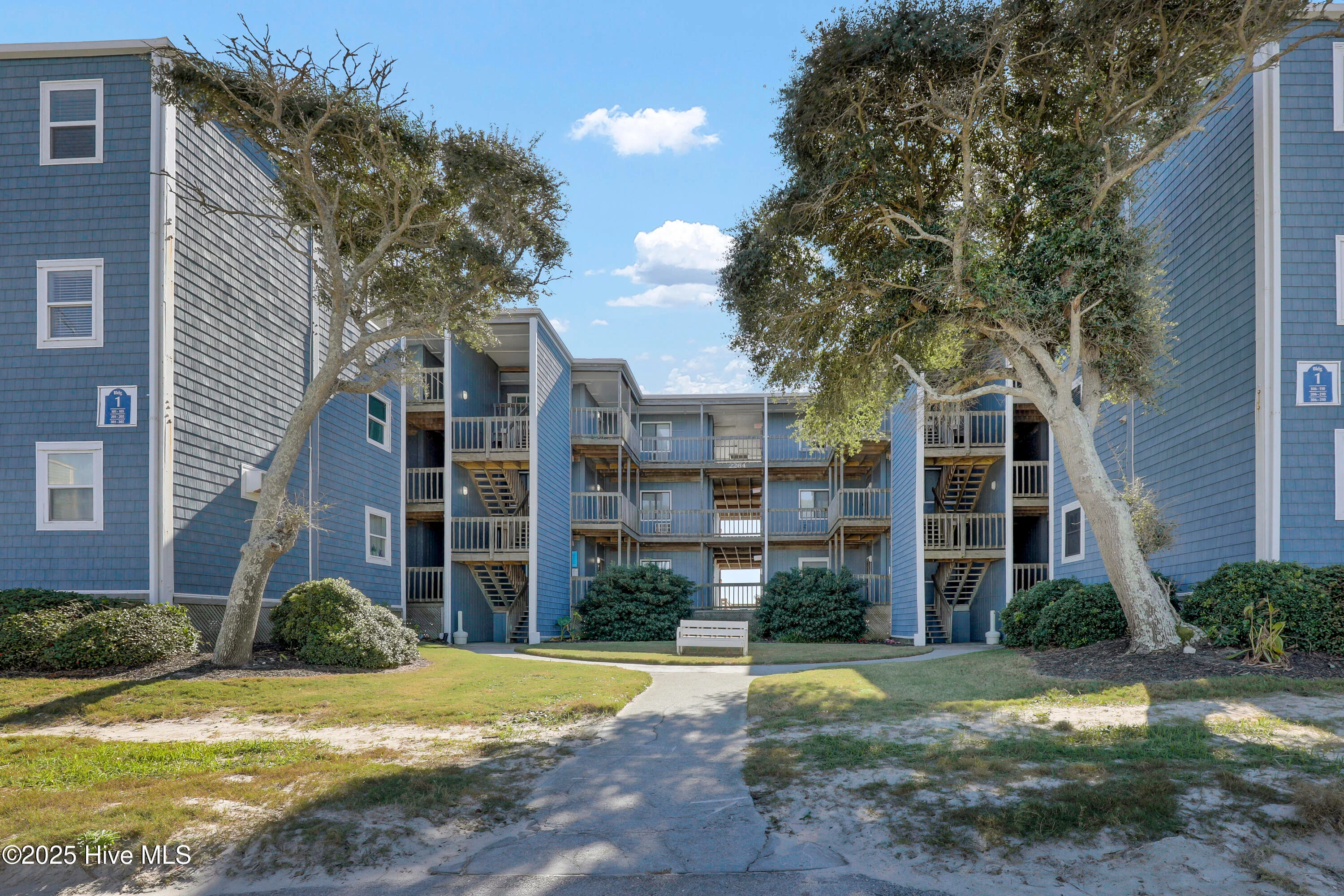 2264 New River Inlet Road Unit 101