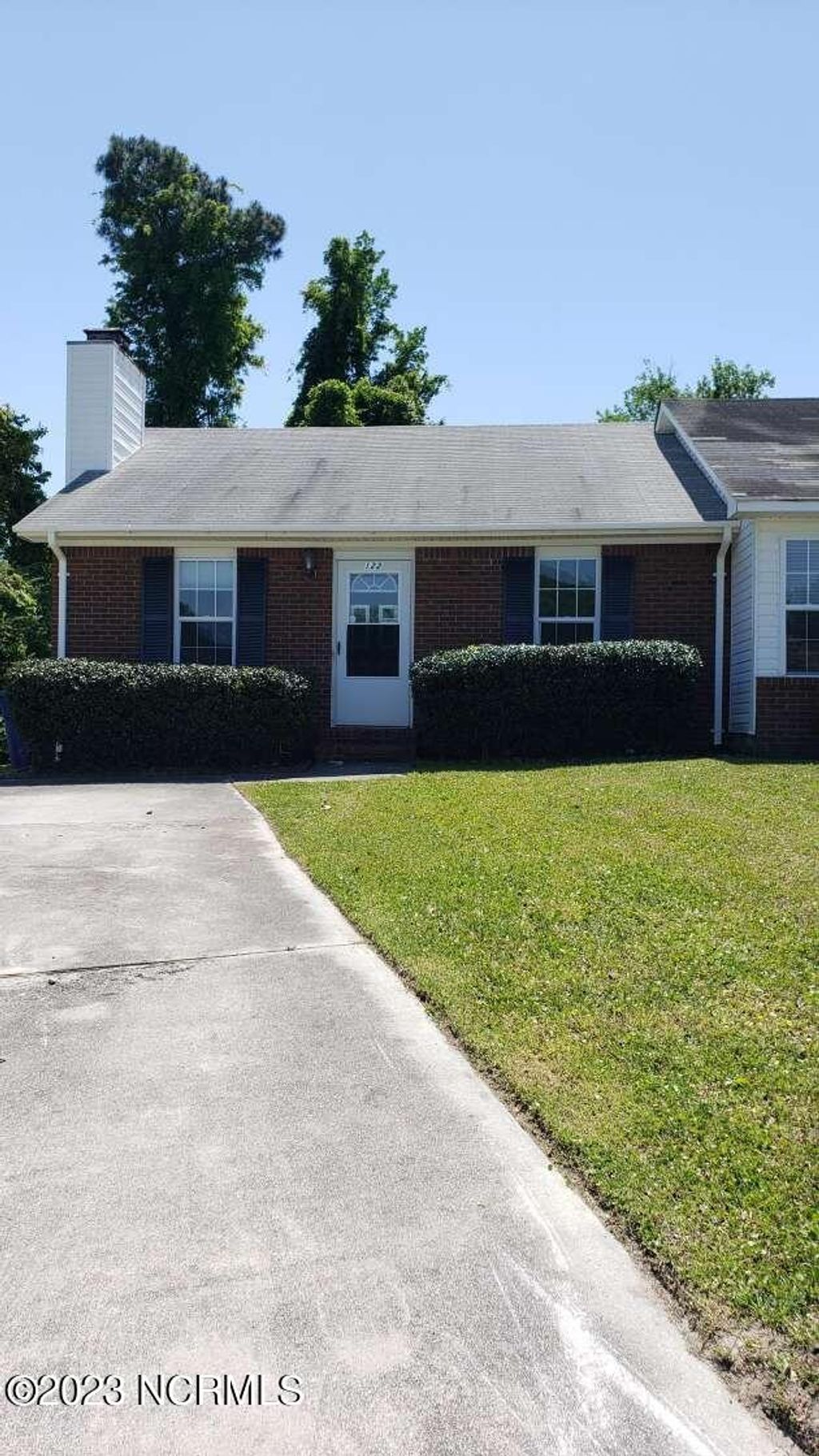 Photo of 122 Creekview Drive, Jacksonville, NC 28540 (MLS # 100573410)