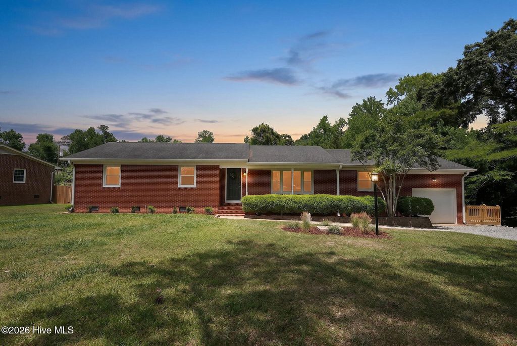 Photo of 13 Holland Drive, Castle Hayne, NC 28429 (MLS # 100574998)