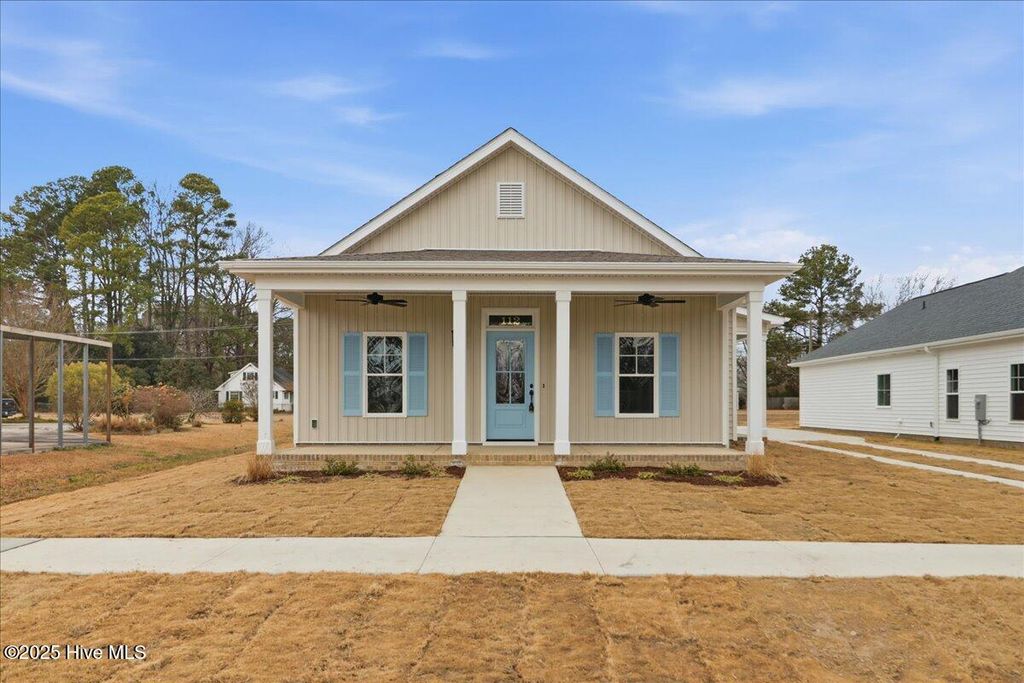 Photo of 112 Mason Street, Princeton, NC 27569 (MLS # 100529074)