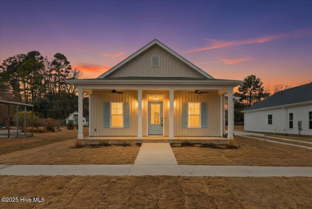 Photo of 112 Mason Street, Princeton, NC 27569 (MLS # 100529074)