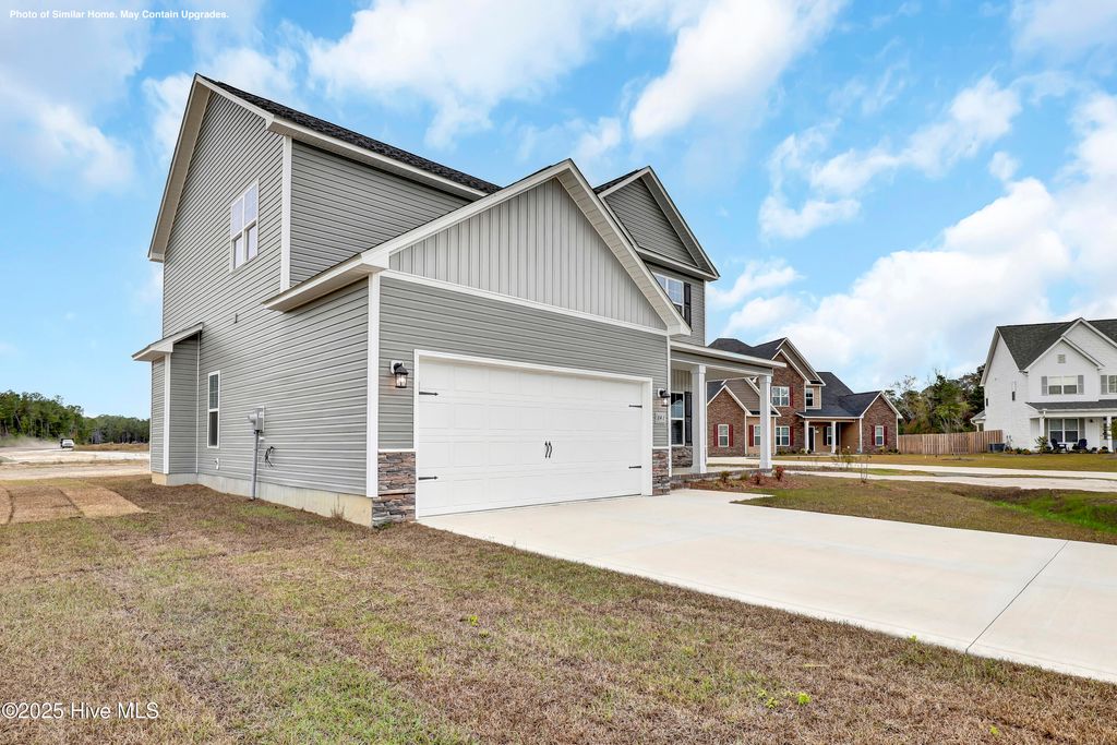 Photo of 913 Wild Azalea Way, Hubert, NC 28539 (MLS # 100529943)