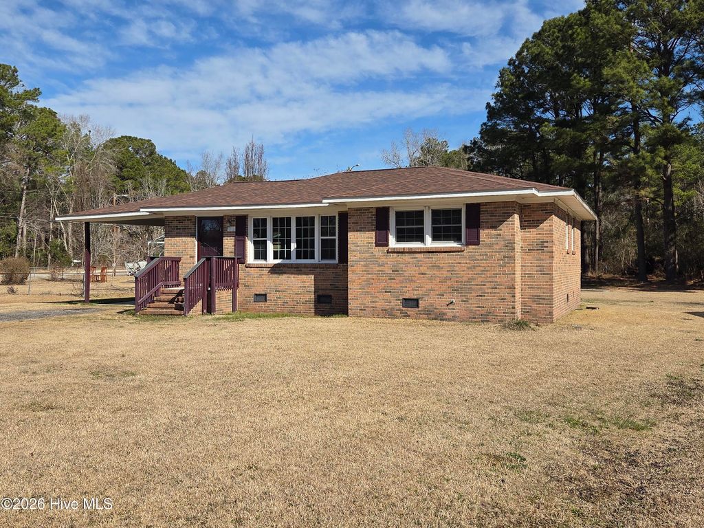 Photo of 1380 Lake Cole Road, Midway Park, NC 28544 (MLS # 100554125)