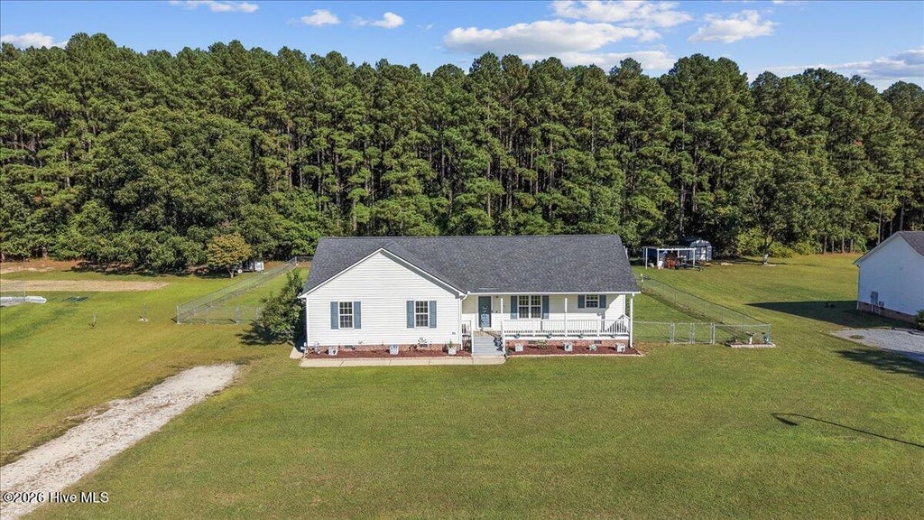 Photo of 110 Hilltop Drive, Four Oaks, NC 27524 (MLS # 100609545)