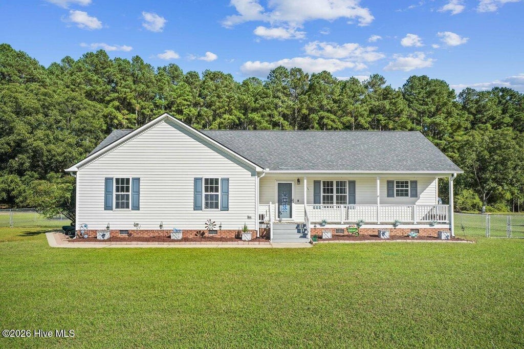 Photo of 110 Hilltop Drive, Four Oaks, NC 27524 (MLS # 100609545)
