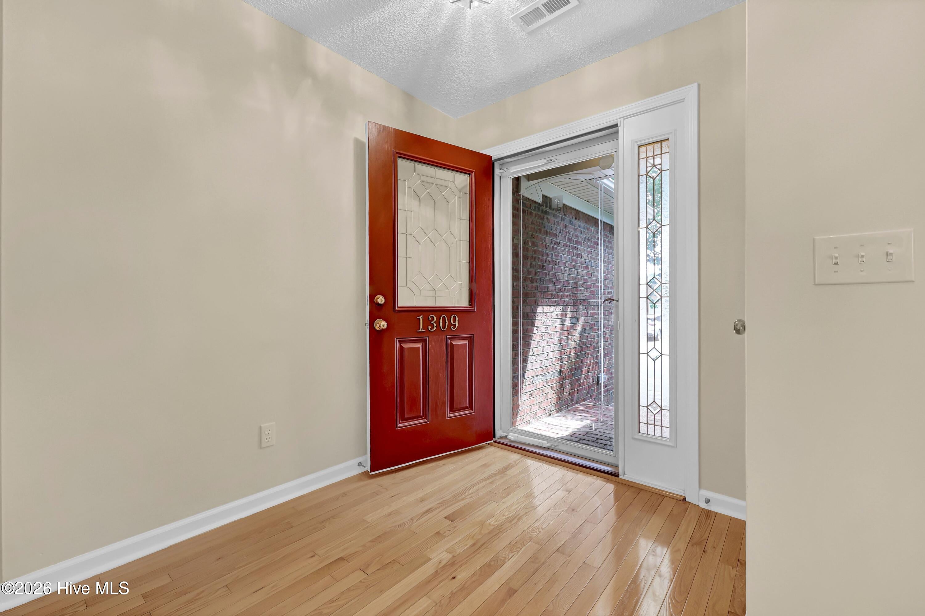 1309 Stonehaven Court