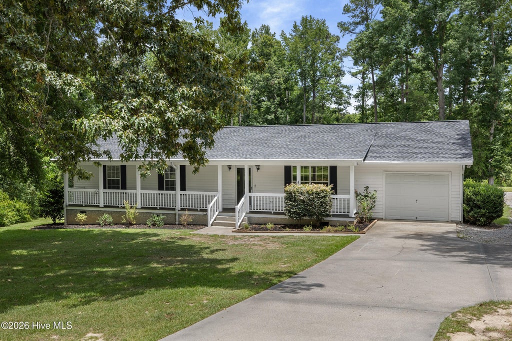 Photo of 1390 Carl Drive, Thomson, GA 30824 (MLS # 100591100)