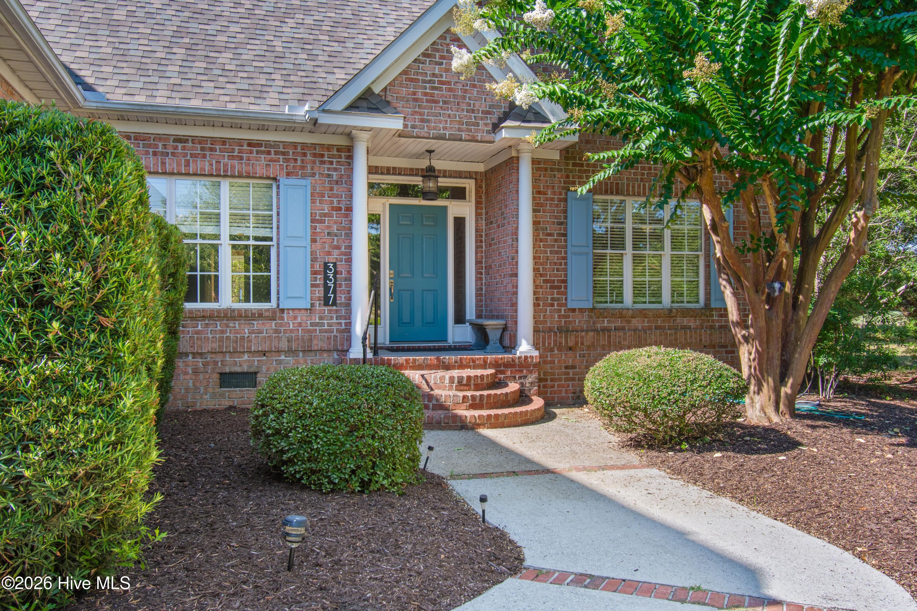 3377 St James Drive