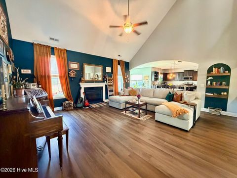 Photo of 279 SW Plantation Drive, Maple Hill, NC 28454 (MLS # 100565976)