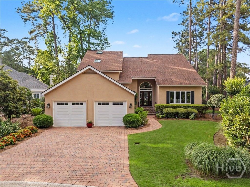 Photo of 4 Willow Oak Circle, Savannah, GA 31411 (MLS # SA356623)