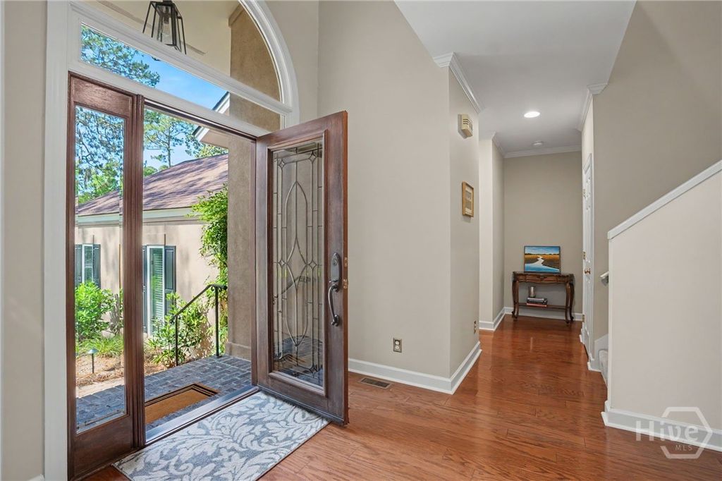 Photo of 4 Willow Oak Circle, Savannah, GA 31411 (MLS # SA356623)